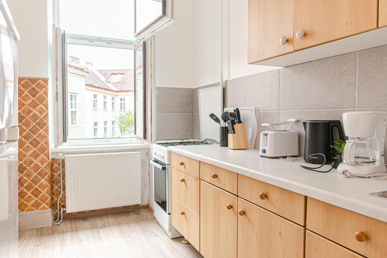 Pleasing 2Br Apt. Akh-Perfect For Groups Wien Eksteriør billede