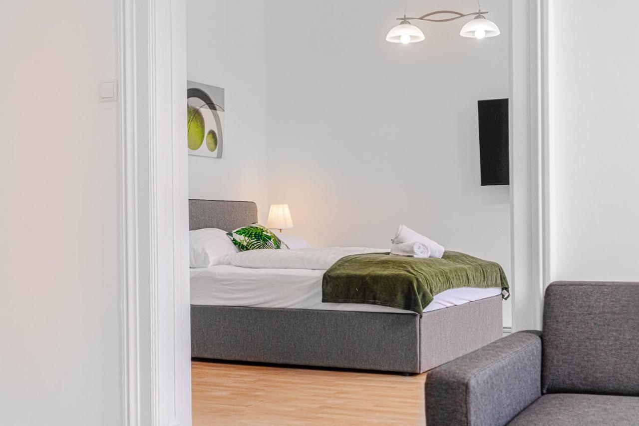 Pleasing 2Br Apt. Akh-Perfect For Groups Wien Eksteriør billede